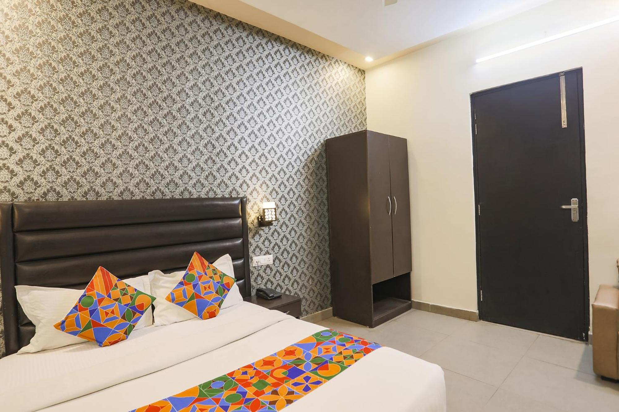 Fabhotel The Diamond Ghaziabad Exterior foto